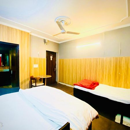 Osakataj Hotel Agra  Exterior photo